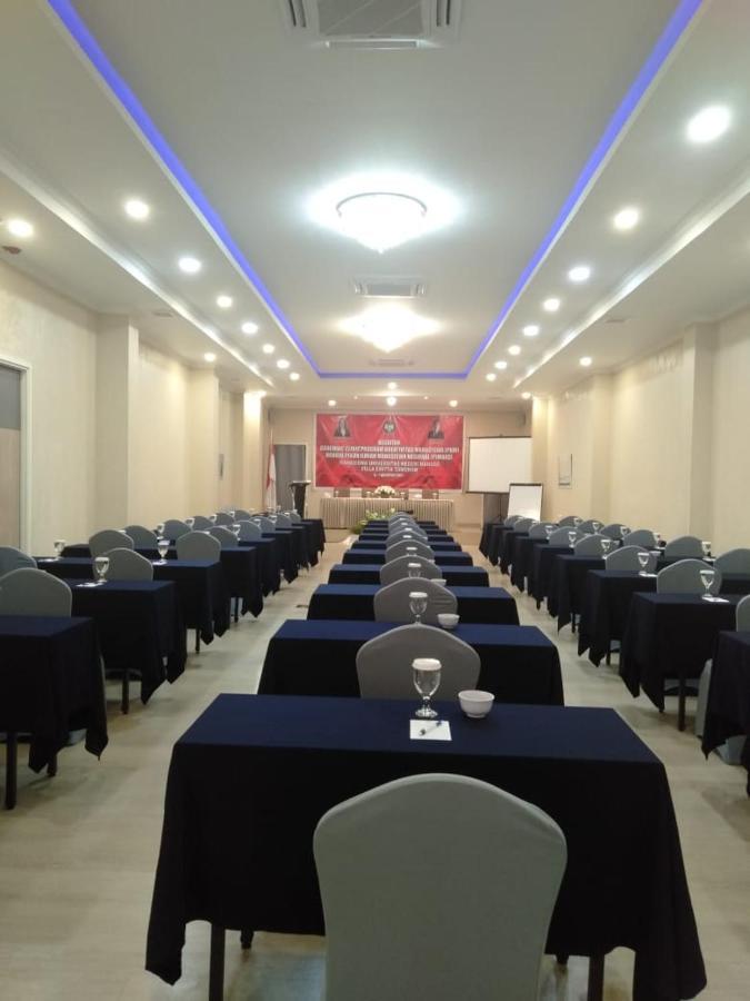 Hotel Villa Emitta Tomohon Dış mekan fotoğraf